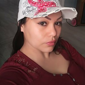 Meet your Posher, Monica